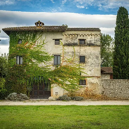 Holiday home Medieval Tower In Colli Orientali Del Friuli *